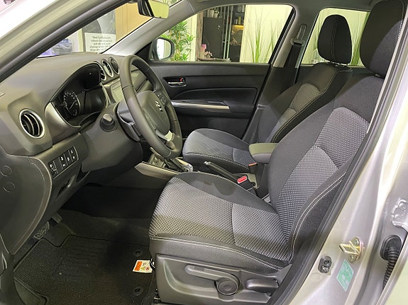 Suzuki Vitara 8 of 9