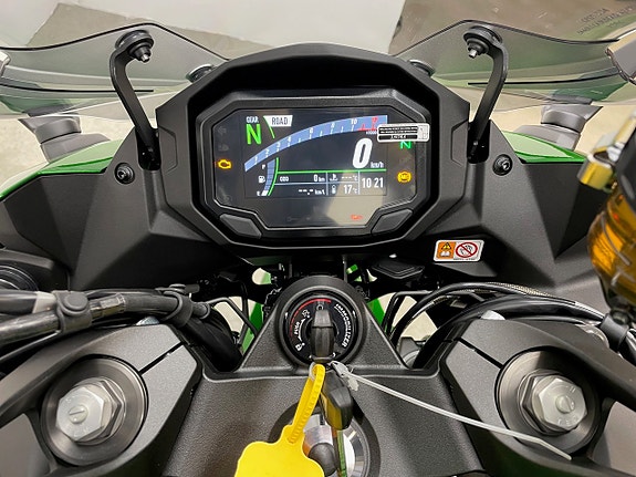 Kawasaki Ninja 1100 SX SE 2026 Hemma i butik NYHET 2026 9 of 9