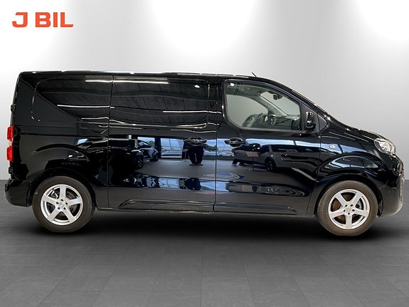 Peugeot e-Expert 3 of 15