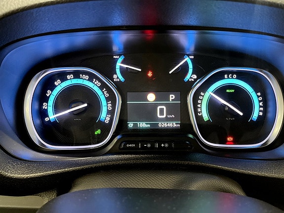 Peugeot e-Expert 10 of 15