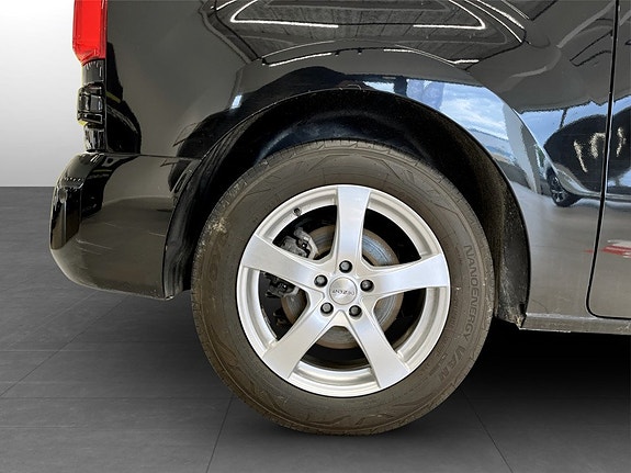 Peugeot e-Expert 5 of 15