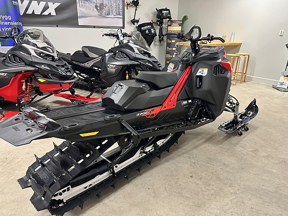 Lynx Shredder Core 3700 600R E-Tec -26 2 of 3