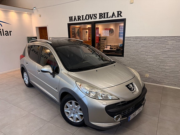 Peugeot 207 SW 8 of 18
