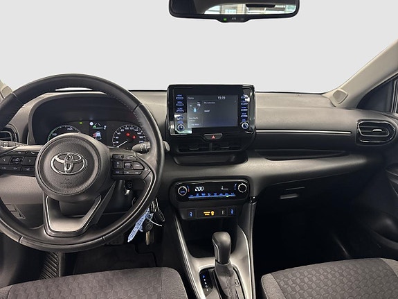Toyota Yaris 10 of 14