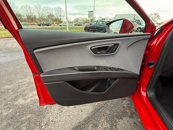 Seat Leon 12 of 16