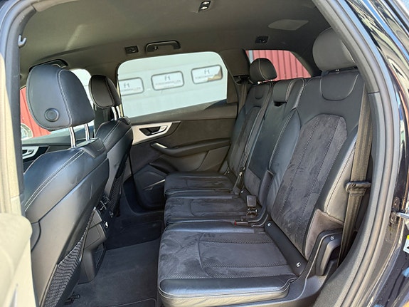 Audi Q7 18 of 25