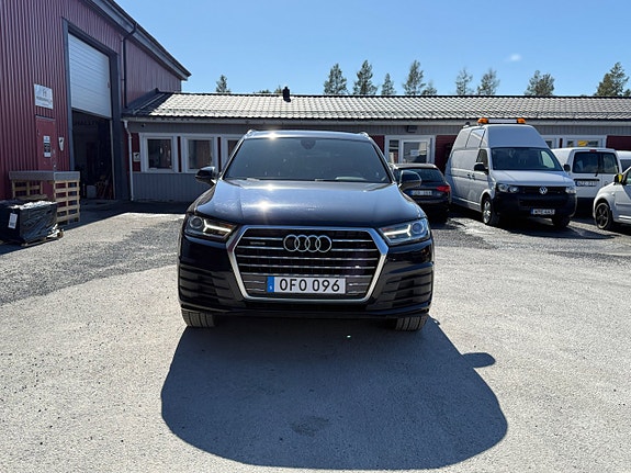 Audi Q7 14 of 25