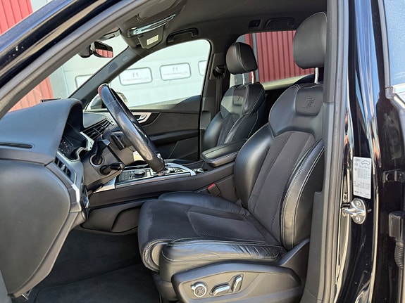 Audi Q7 5 of 5