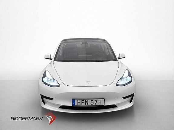 Tesla Model 3 3 of 5