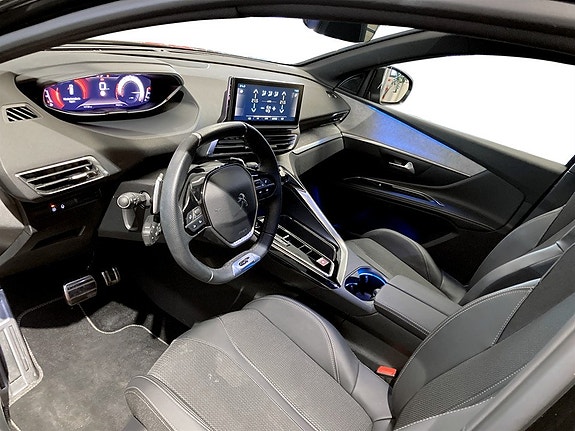 Peugeot 5008 5 of 5