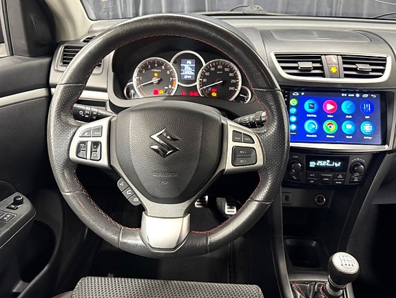Suzuki Swift 14 of 18
