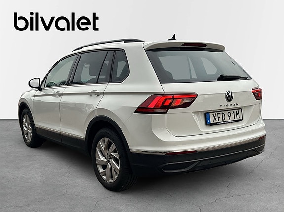Volkswagen Tiguan 4 of 15