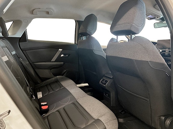 Citroen C4 X 14 of 17