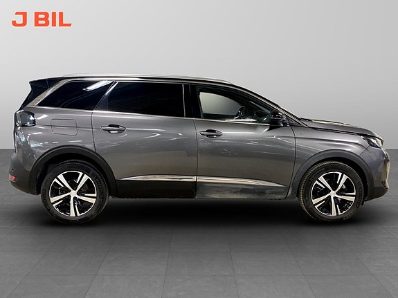 Peugeot 5008 13 of 15
