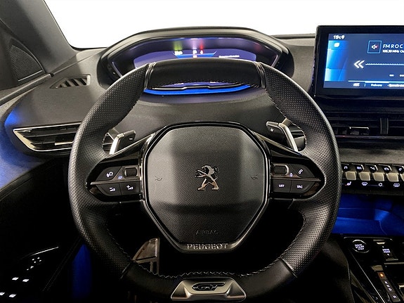 Peugeot 5008 7 of 15