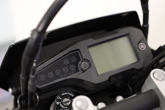 Yamaha WR125R 8 of 10