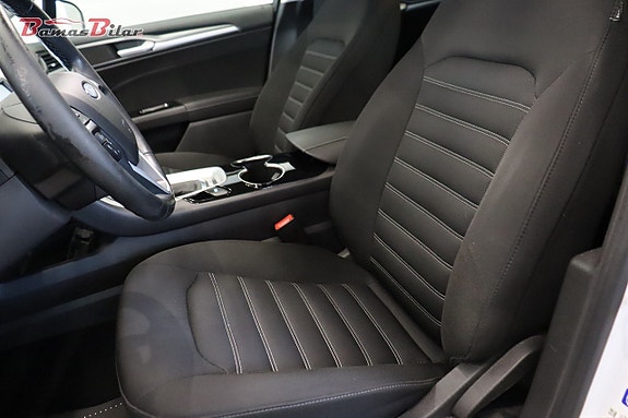 Ford Mondeo 10 of 22