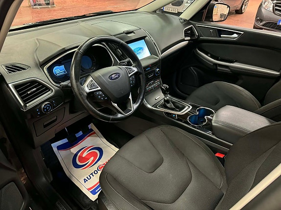 Ford S-MAX 8 of 15