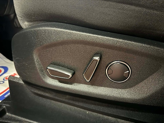 Ford S-MAX 13 of 15