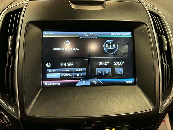 Ford S-MAX 14 of 15