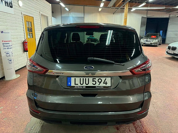 Ford S-MAX 6 of 15