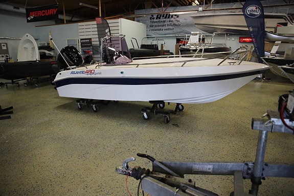 Styrpulpet – Atlantic 480 Sport med 50 hk Mercury