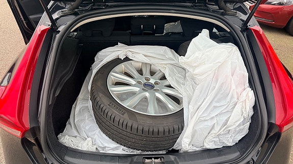Volvo V40 18 of 19
