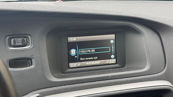 Volvo V40 16 of 19