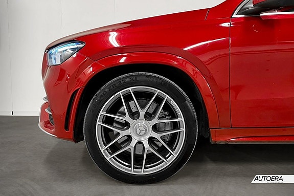 Mercedes-Benz GLE53 11 of 27