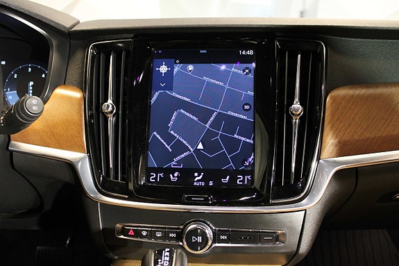 Volvo V90 16 of 27