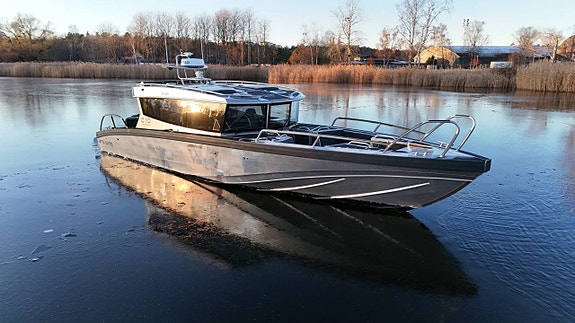 Viggo C10 (2023) 2x Mercury 450R (192h) 2års trygghet 5 of 5