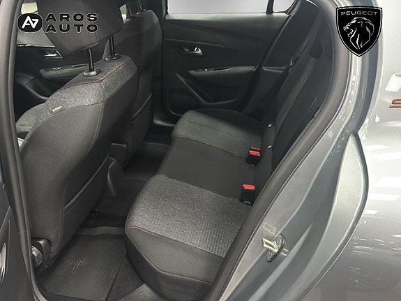 Peugeot 208 9 of 14