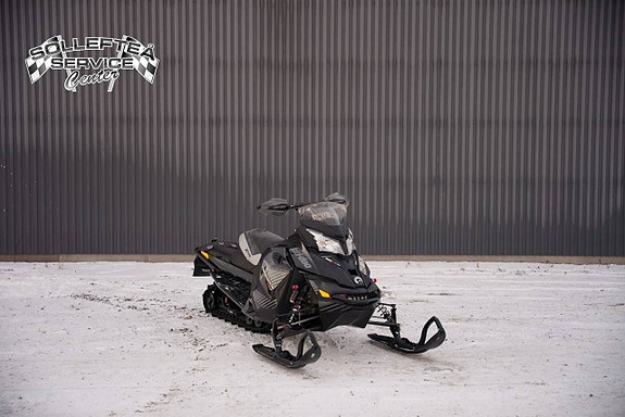SKI-DOO RENEGADE XRS 800R -17