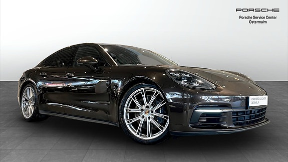 Porsche Panamera 4