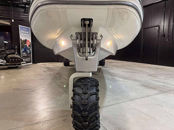 Sealegs 7.1 Amfibiebåt Alu Evinrude 150HK 10 of 12