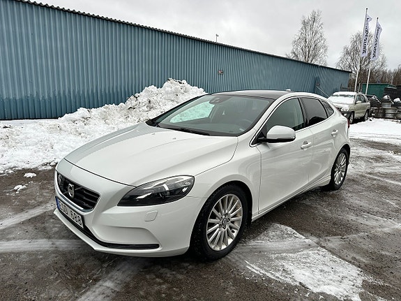 Volvo V40