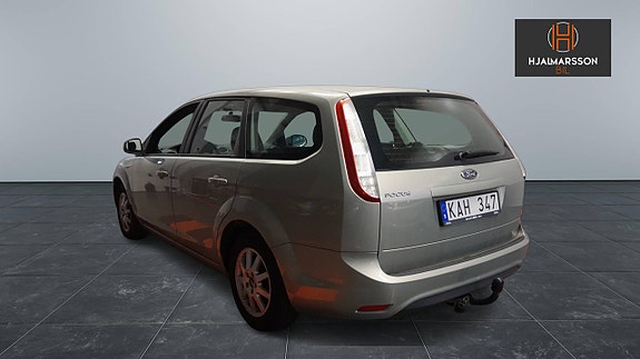 Ford Focus 2 of 11