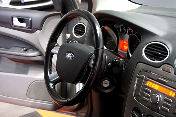Ford Focus 8 of 11