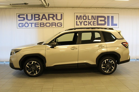 Subaru Forester 3 of 5