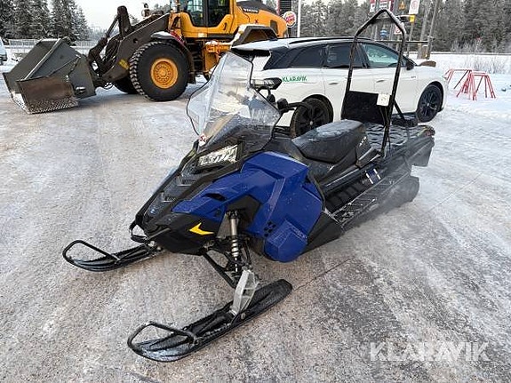Snöskoter Polaris Titan SP 800