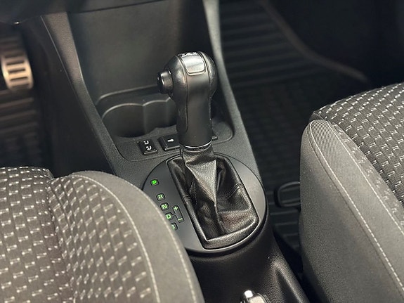 Skoda Fabia 13 of 17