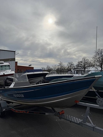 Marine 450 Family + Mercury 40 HK (2024) 4 of 5