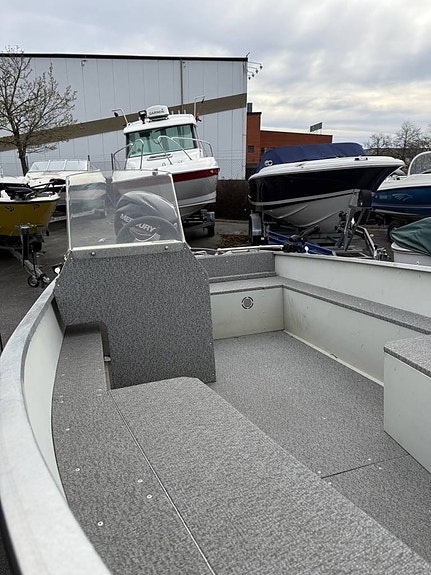 Marine 450 Family + Mercury 40 HK (2024) 5 of 5