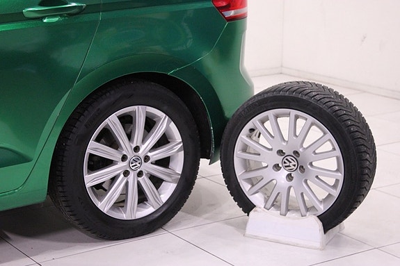 Volkswagen Touran 26 of 26