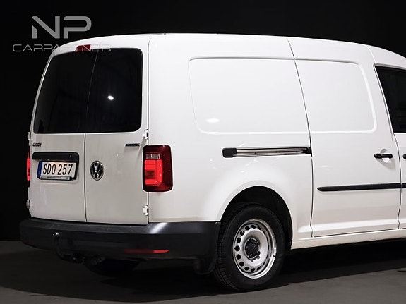 Volkswagen Caddy Maxi 8 of 24