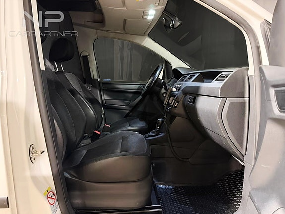 Volkswagen Caddy Maxi 15 of 24