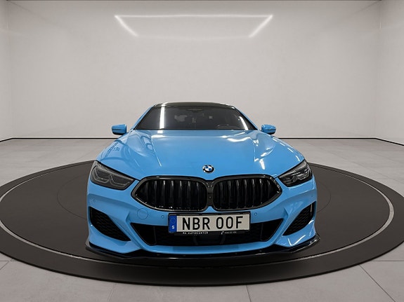 BMW M850i 5 of 5