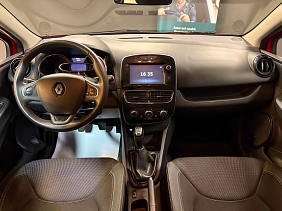 Renault Clio 7 of 15