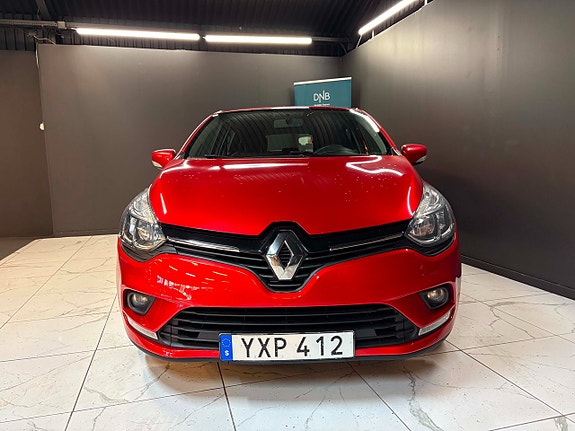 Renault Clio 2 of 15