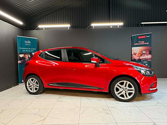 Renault Clio 3 of 15